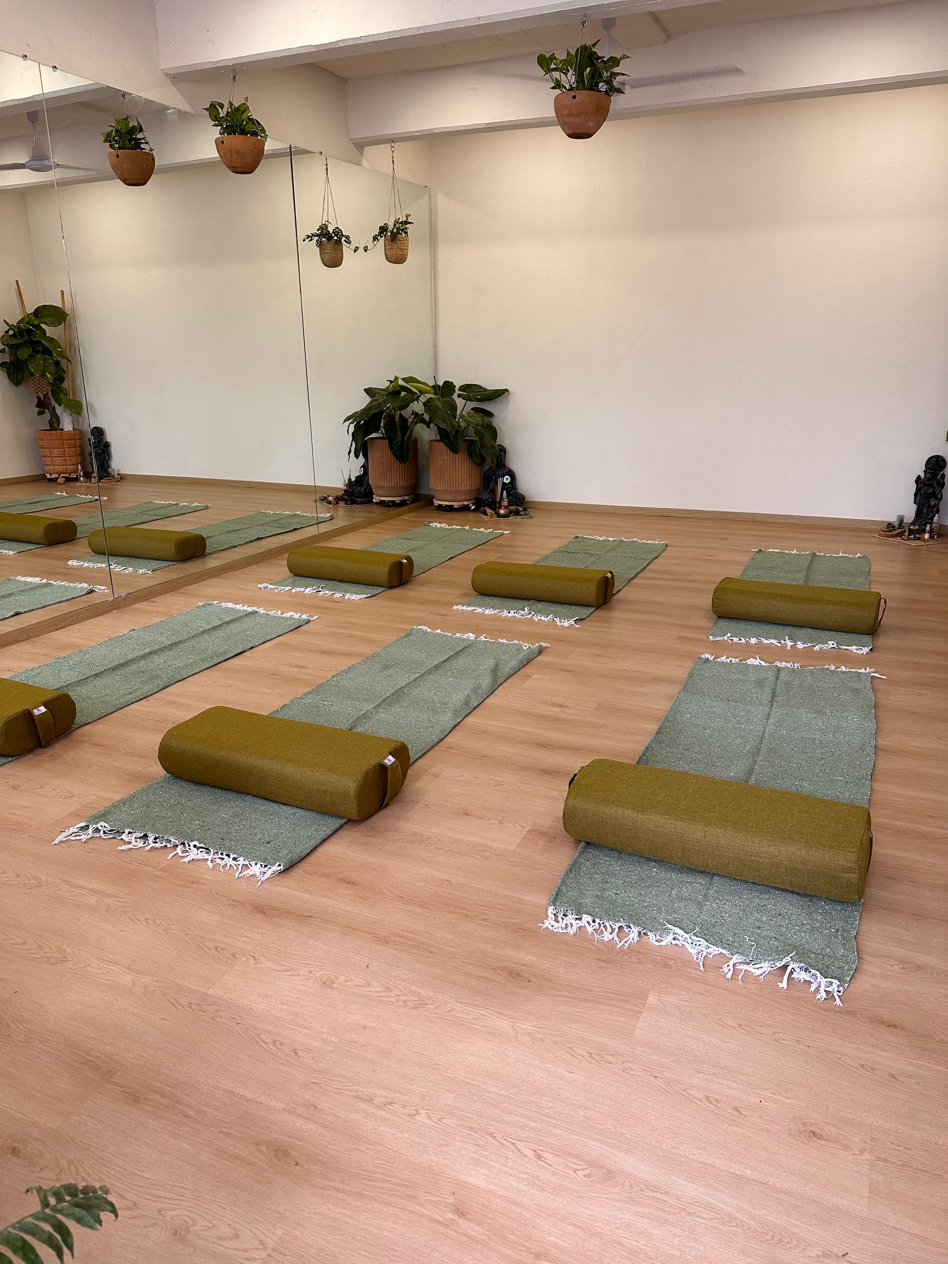 Bolster para Yoga Restaurativo - Colección Raíz