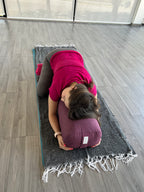 Bolster o Cojín Iyengar para practica de Yoga o meditación